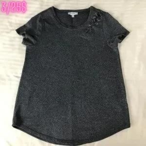 My Style - Grey Short sleeve Shirt with cut up - 3/25$